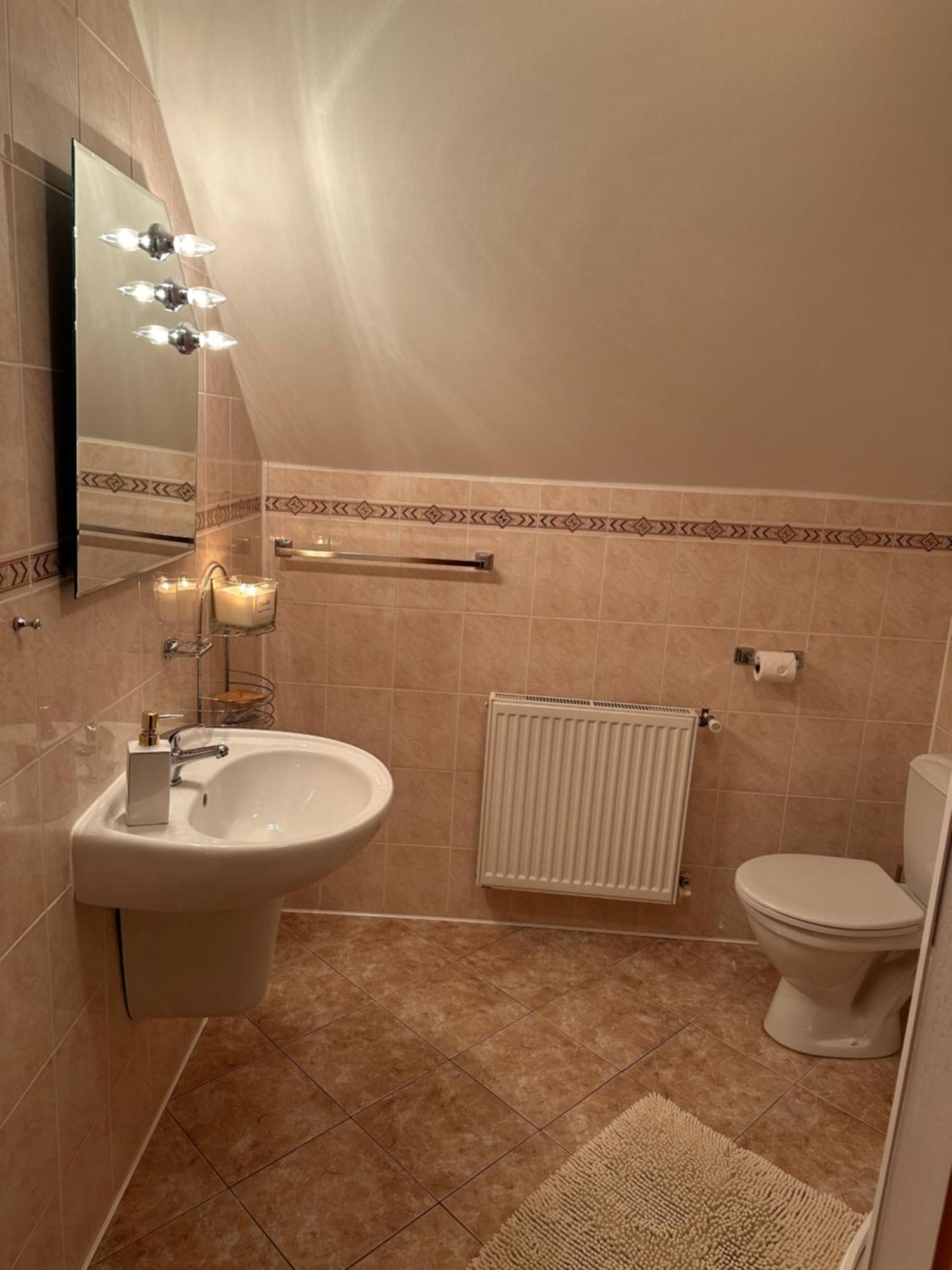 Hotel Penzion Benešov Broumov Exteriér fotografie