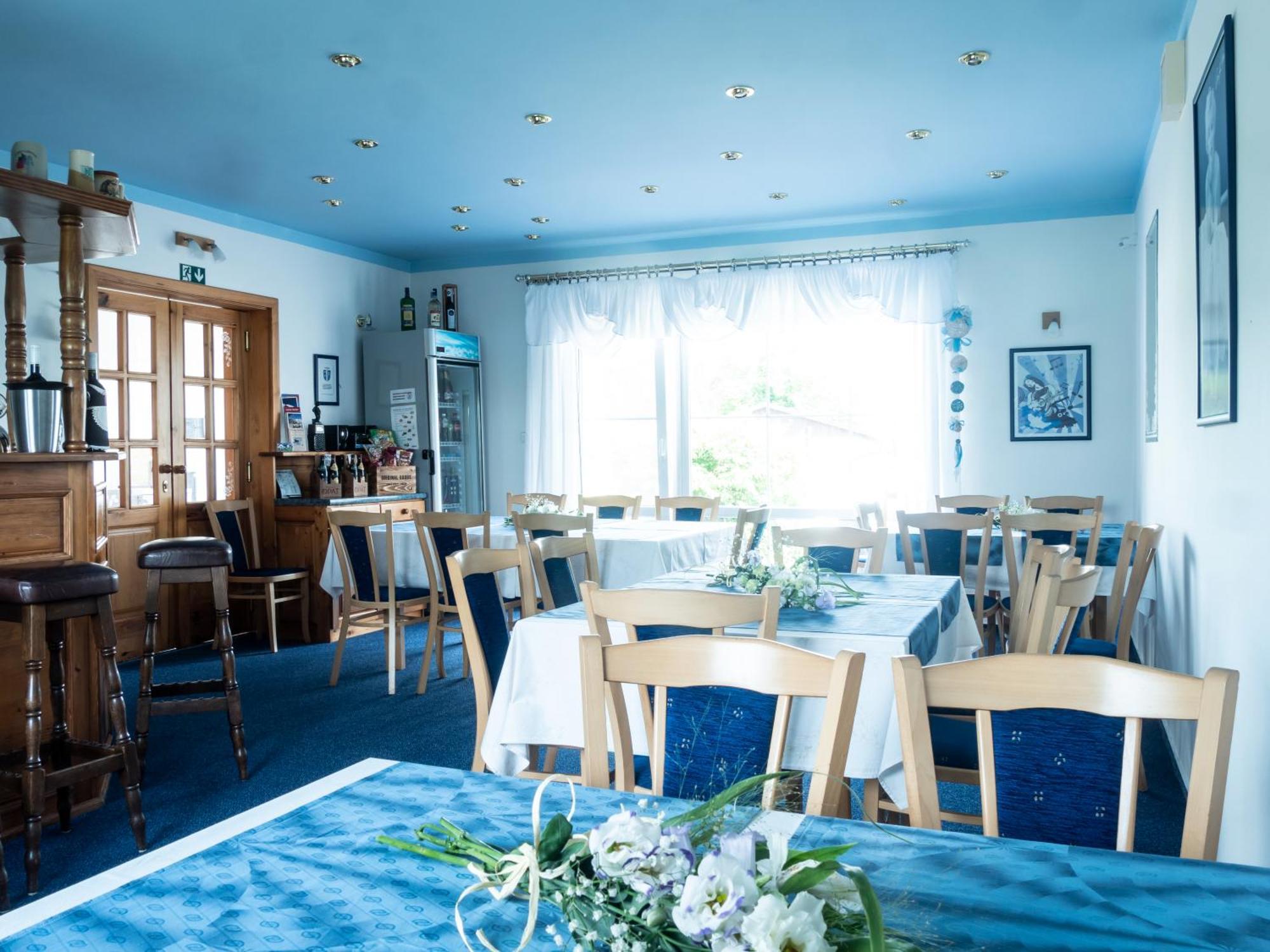 Hotel Penzion Benešov Broumov Exteriér fotografie