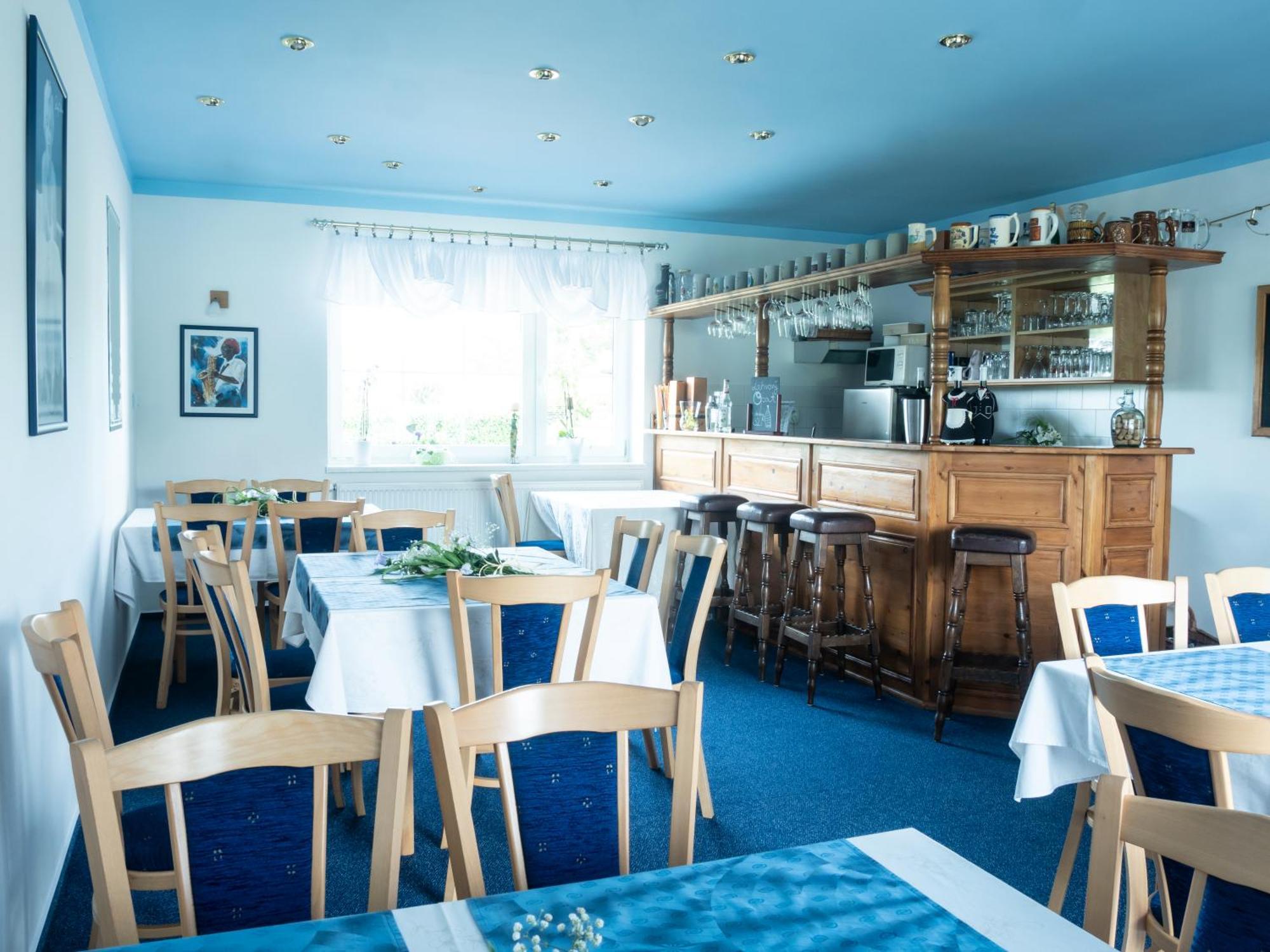 Hotel Penzion Benešov Broumov Exteriér fotografie